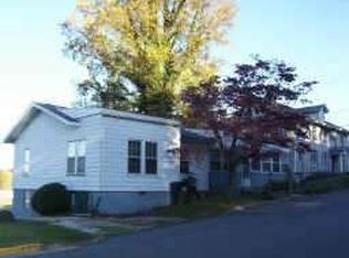 105 S Gilmer St, Mount Airy, NC 27030
