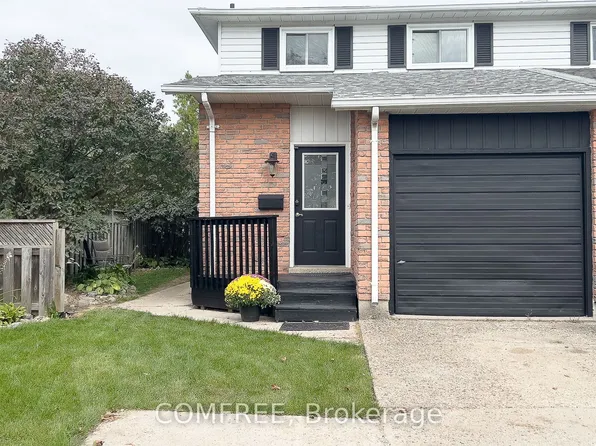 28 Bluejay Dr, Barrie, ON L4M 5P2