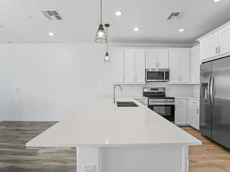 4016 E Brisa Dr — Photo 8