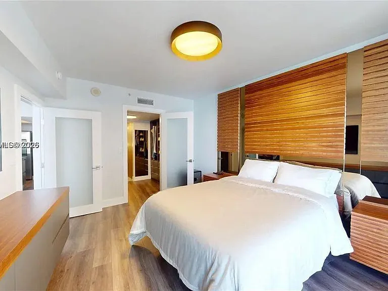 1750 N Bayshore Dr #2803 — Photo 14