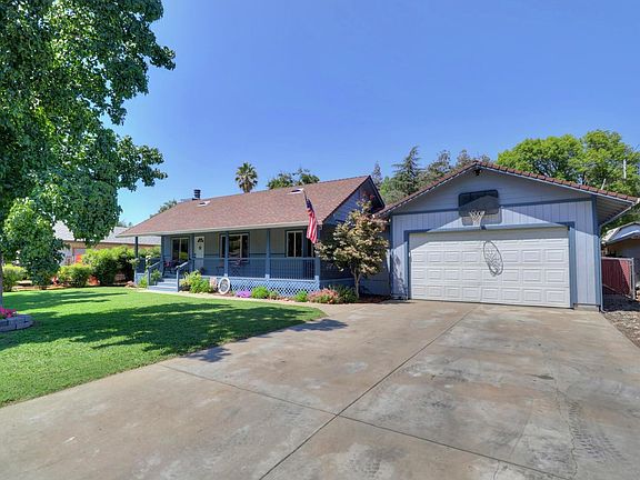 4th image of 7661 Walnut Dr