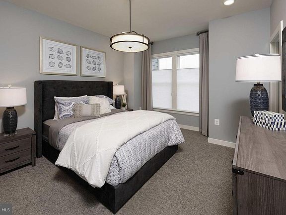 2nd image of 13342 Sherwood Park Ln