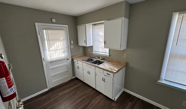 2183 Cassie Ave — Photo 12