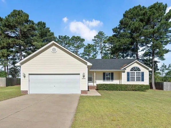 2484 Ohara Dr, Raeford, NC 28376