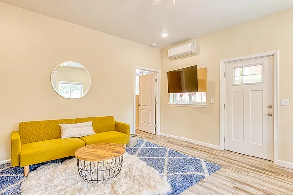 718 Walnut Ave #B — Photo 18