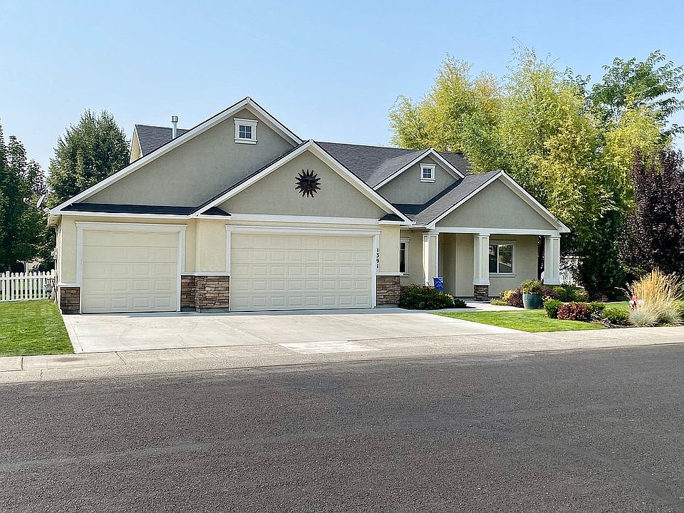 1st image of 1391 Galena Dr