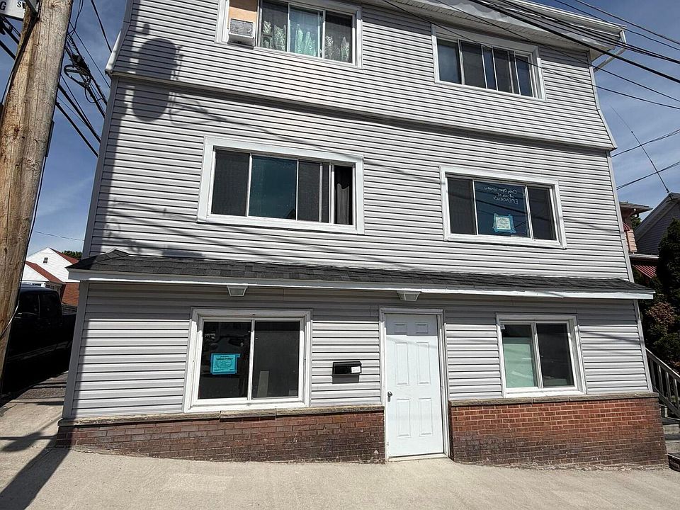 1st image of 557 N Wyoming St