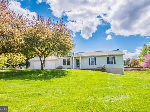 2225 Doctor Stitely Rd, New Windsor, MD 21776