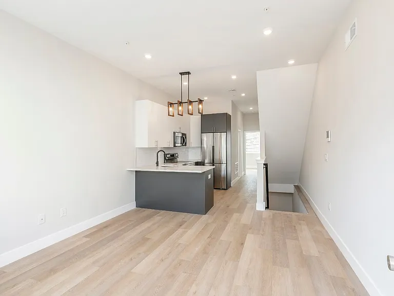 429 W York St #1 — Photo 4