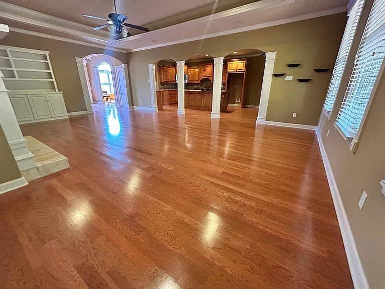 115 Noyant Dr — Photo 5