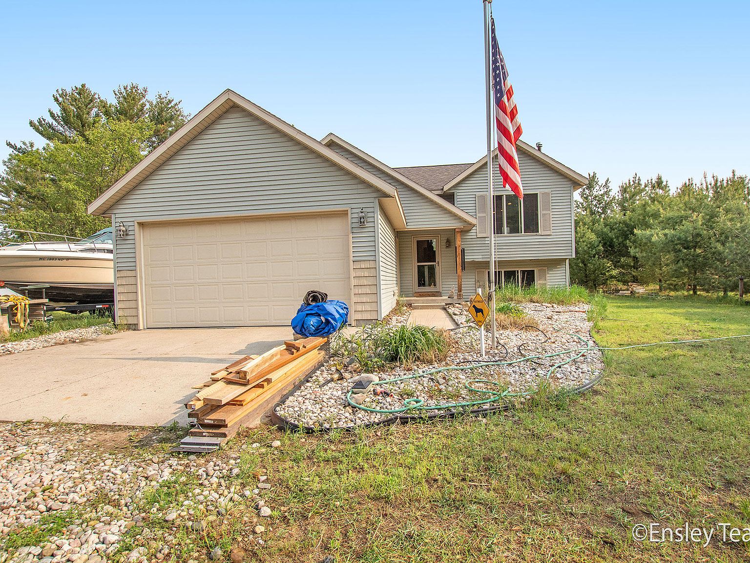 9105 E 56th St, Newaygo, MI 49337 Zillow