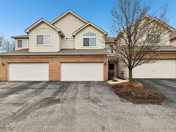 2nd image of 412 Jamestown Ct