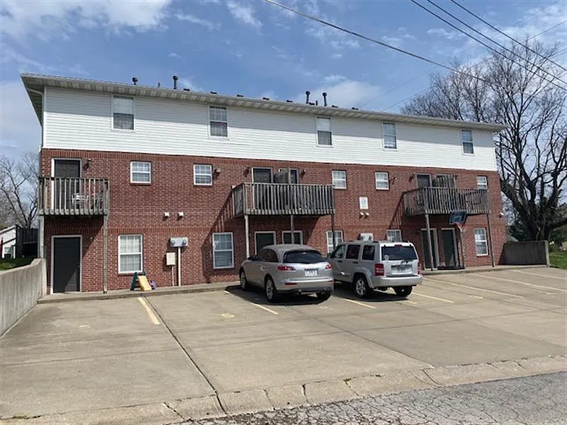 Building Photo - 804 Hickory St #4