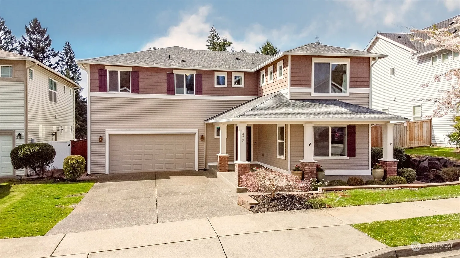 1073 Hiton Circle photo 1