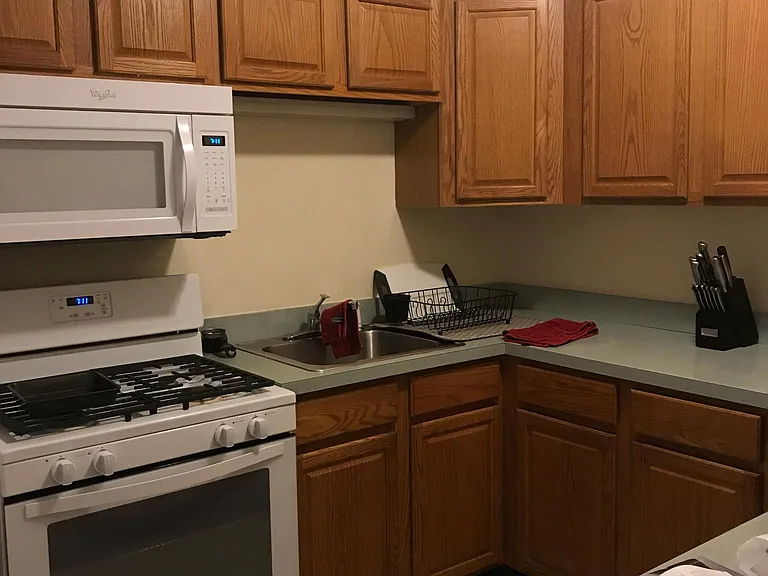 40 Walnut St — Photo 14
