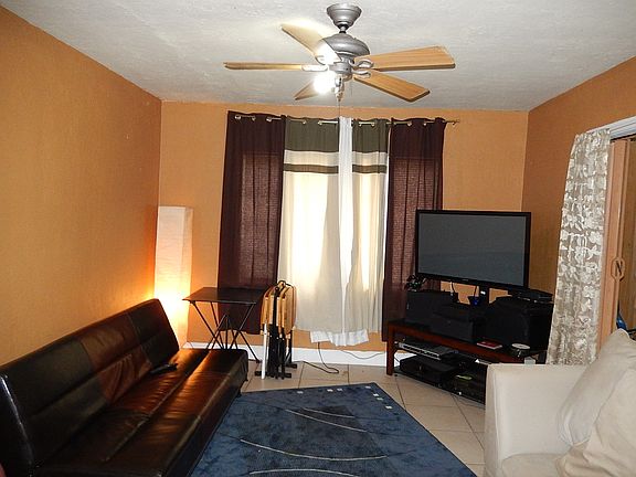 5th image of 1541 Patrick Ave