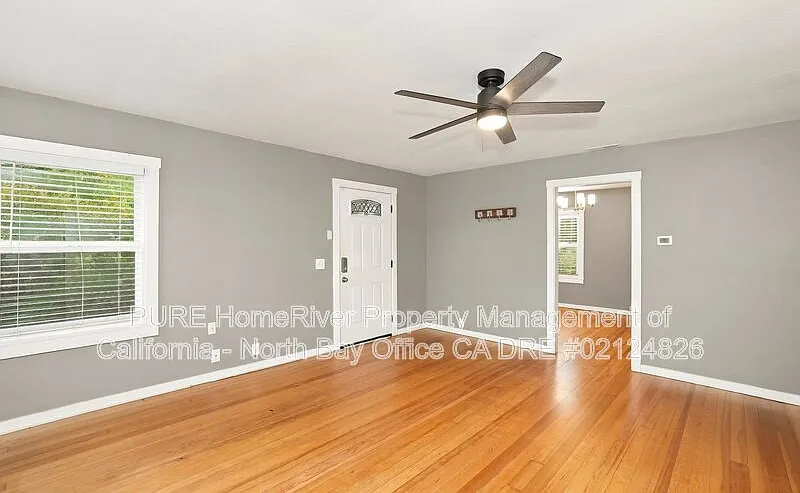2 bed, 1.0 bath, 1100 sqft, $3,500 — Photo 4