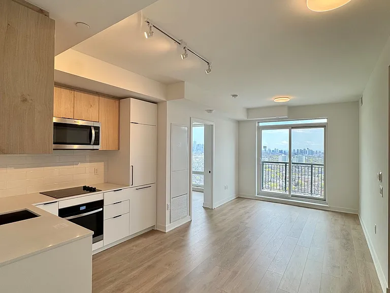 1185 Dupont St #2409 — Photo 8