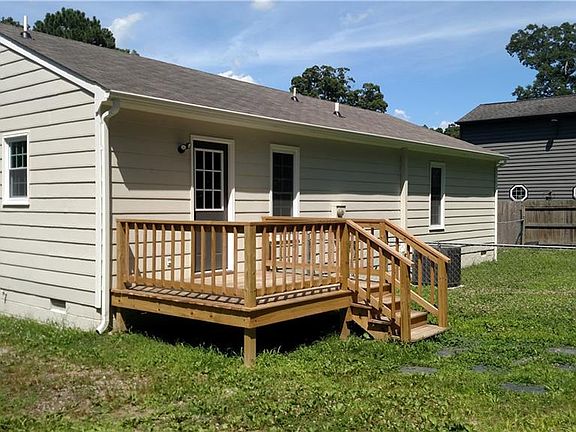 4th image of 3707 Julep Dr