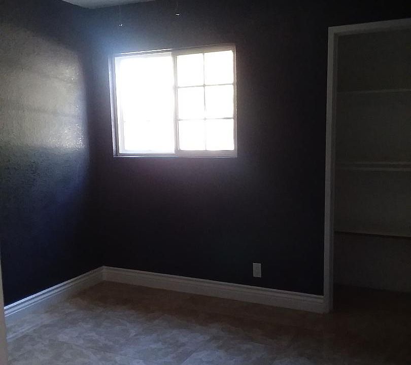 1st image of 2074 Marigold St