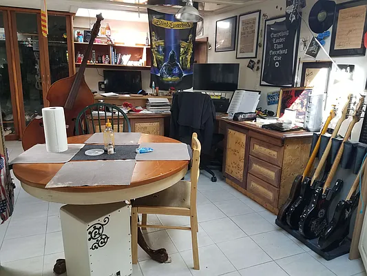 Rented by Urban Realty NYC | media 25