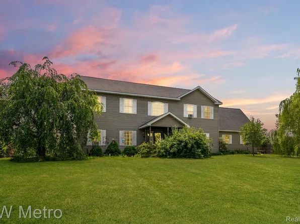 849 W Brocker Rd, Metamora, MI 48455