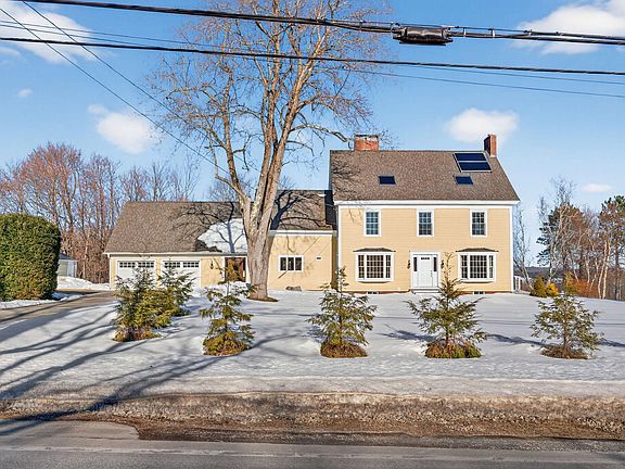 2nd image of 525 W Auburn Road