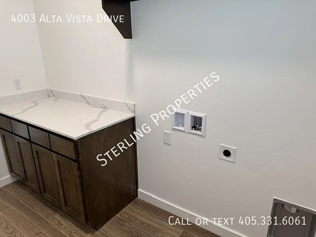 4003 Alta Vista Dr — Photo 17