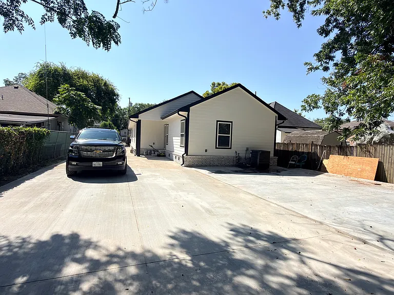 5407 Terry St — Photo 3
