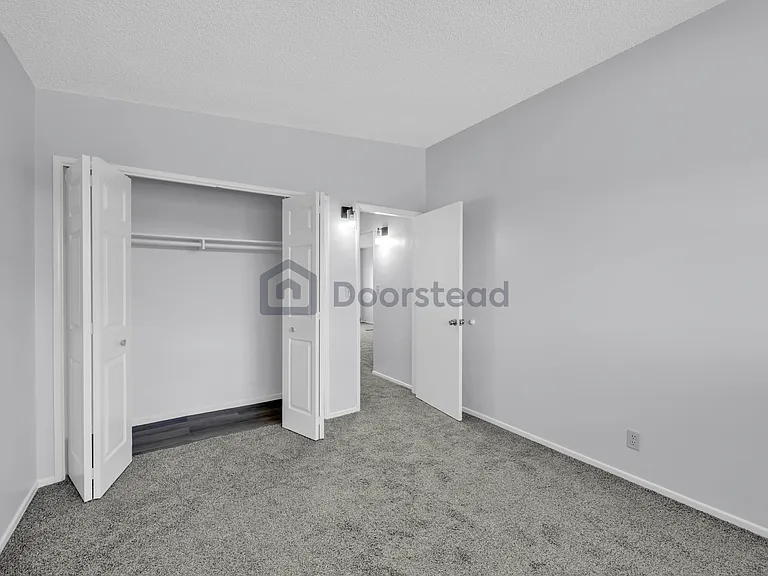 18103 S Harvard Blvd #B — Photo 17