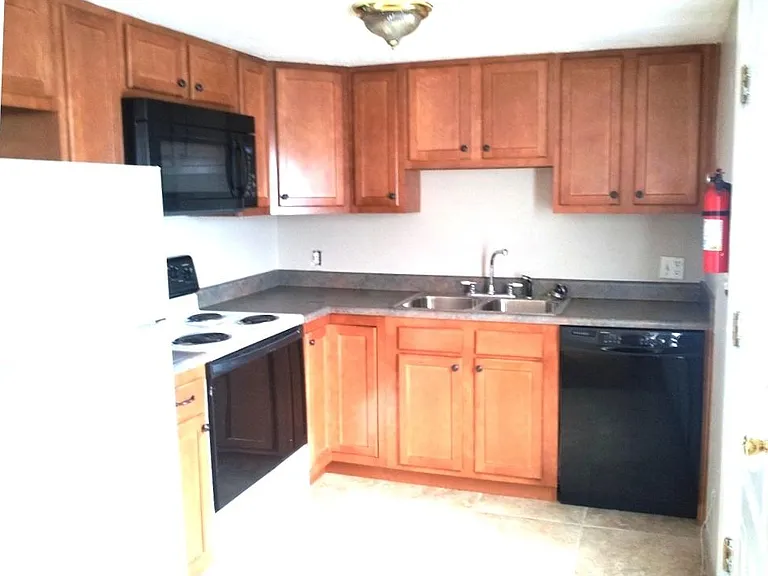 90 E 8th Ave #2 — Photo 6
