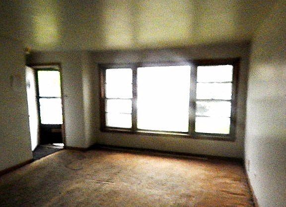 2nd image of 826 N Keeler Ave