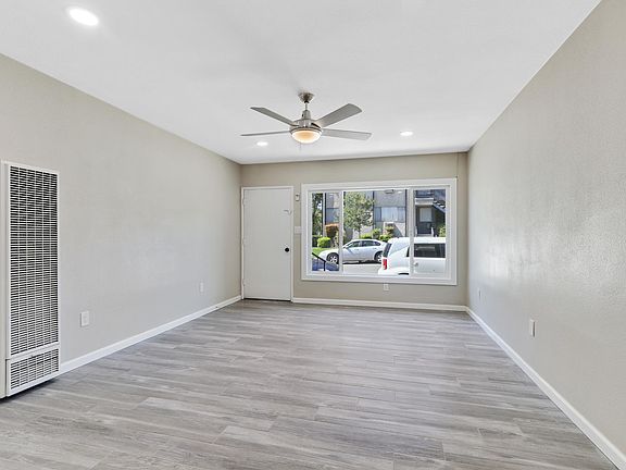 3rd image of 12602-12602 Camilla St