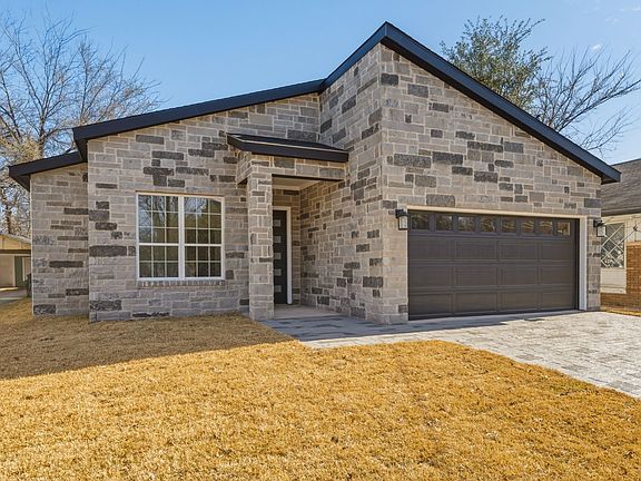 2nd image of 1726 Driskell St