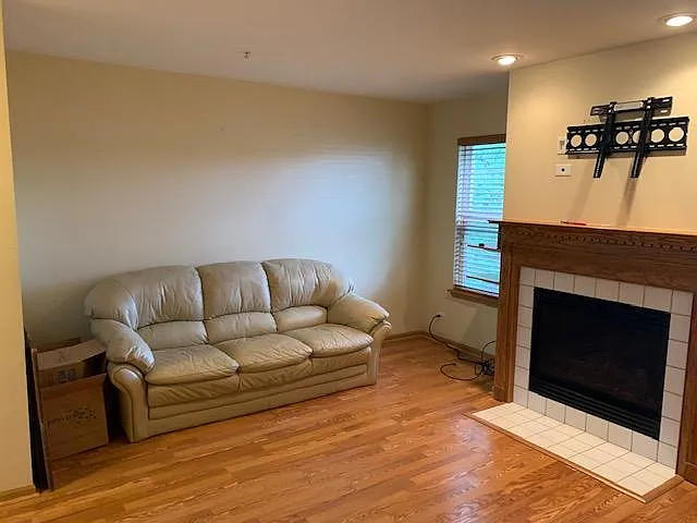 1170 Shorewood Ct — Photo 14