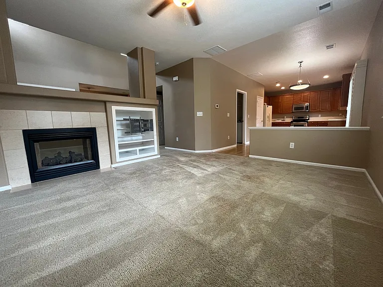 3717 Castle Peak Ave — Photo 7