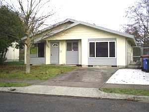 1st image of 5417 N 40th St