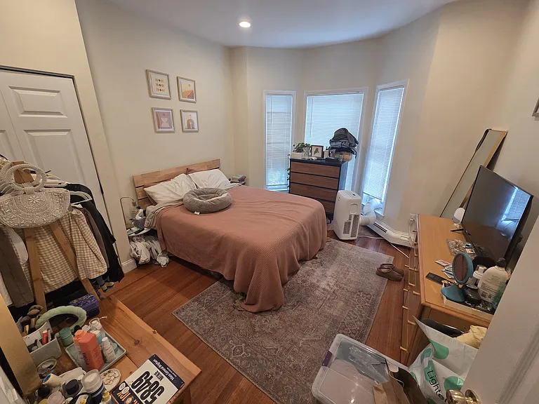 26 Tufts St #2 — Photo 2