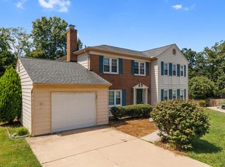 13505 Whisonant Ct, Herndon, VA 20170