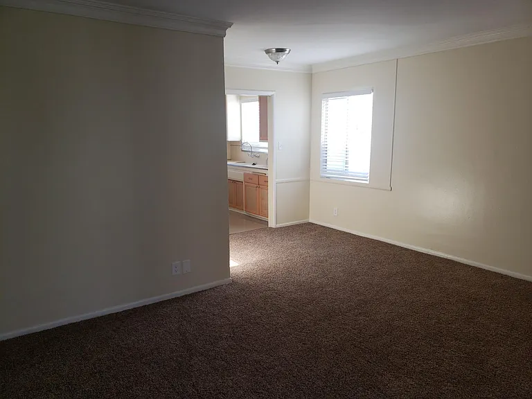 4824 Coliseum St #8 — Photo 11