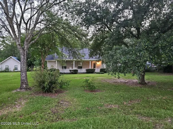 18289 Mallard Dr, Saucier, MS 39574