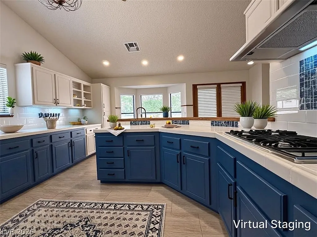 4 bed, 2.0 bath, 2178 sqft, $2,700 — Photo 4