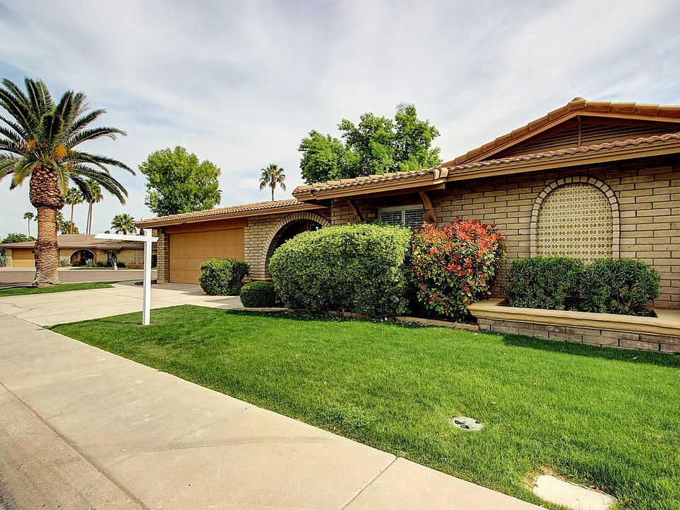 1st image of 7515 N Del Norte Dr