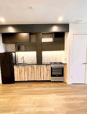 3rd image of 709 Sterling Pl #2J