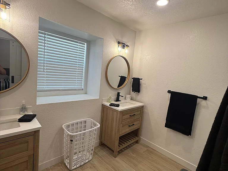 8575 N 107th Dr — Photo 10