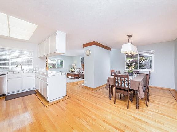 2nd image of 1408 Eagles Nest Ln