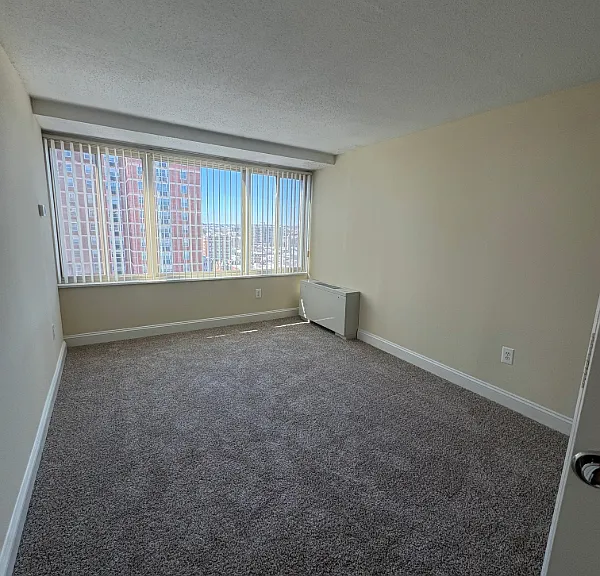 Horizon House — Photo 96