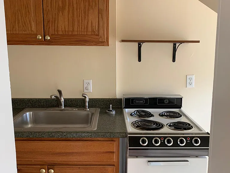 45 Mawney St #7 — Photo 9