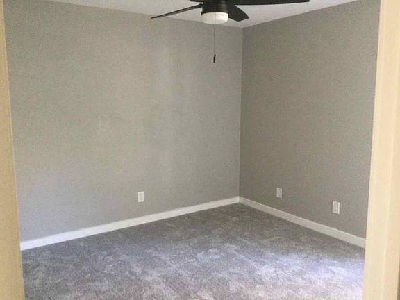 4th image of 1638 Glenhill Ln