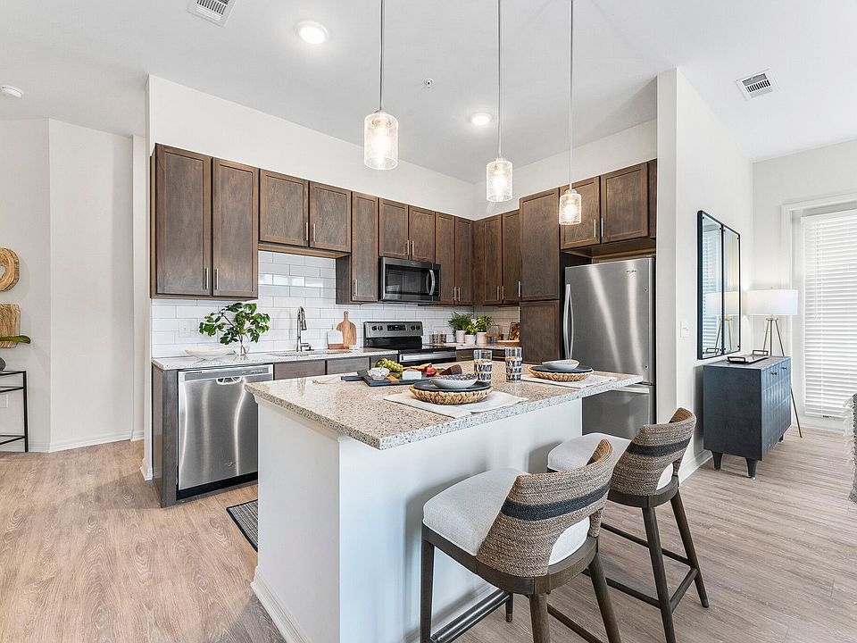 Atlantic Beach's brand new oceanside apartments with resort-style amenities along Hanna Park!